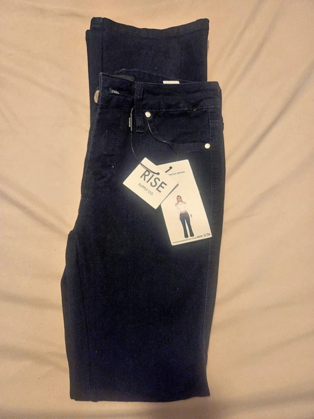 RISE Rosa Flare Jeans - Picture 2 of 4